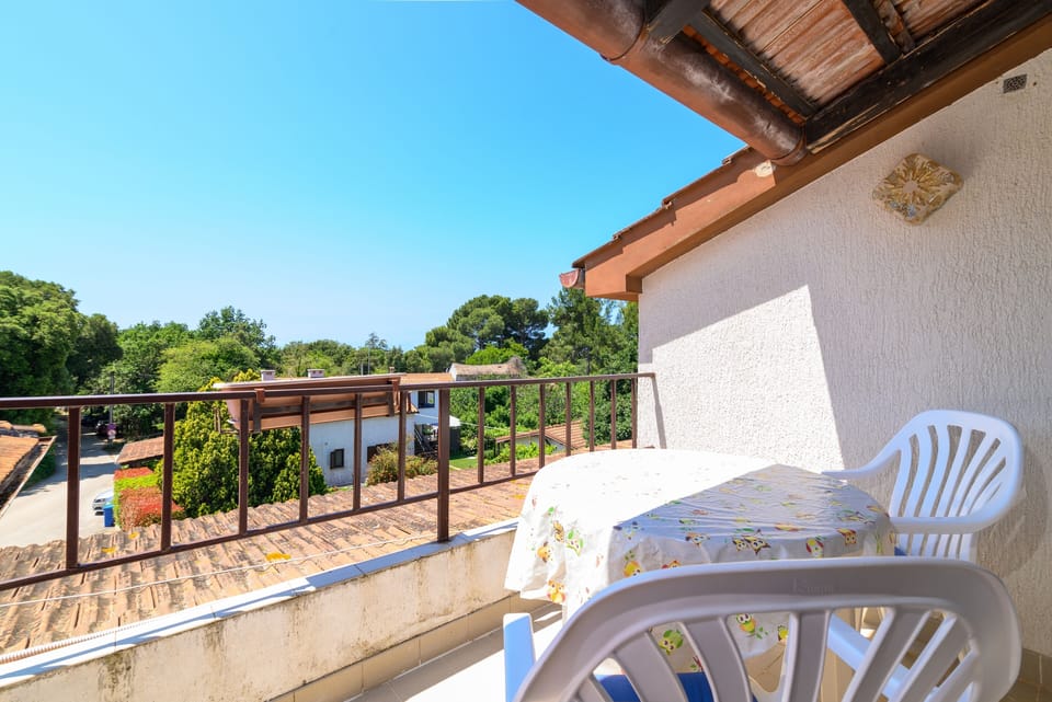 Balcony 1