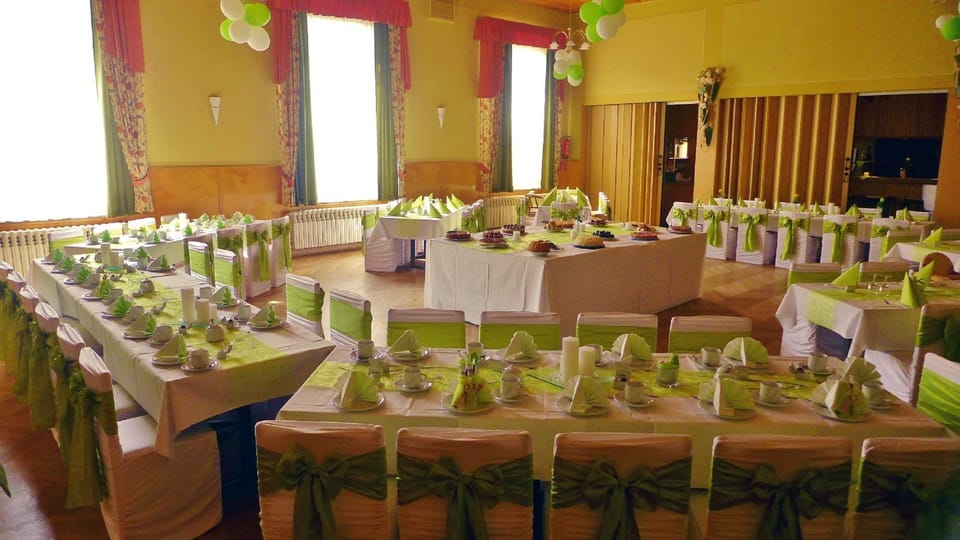 Banquet hall
