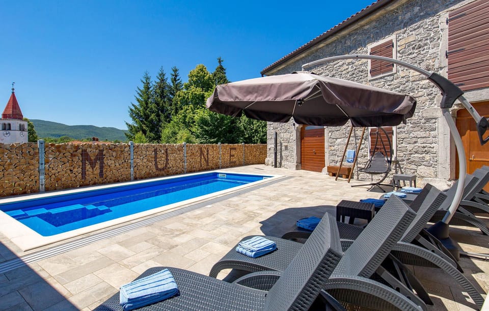pool