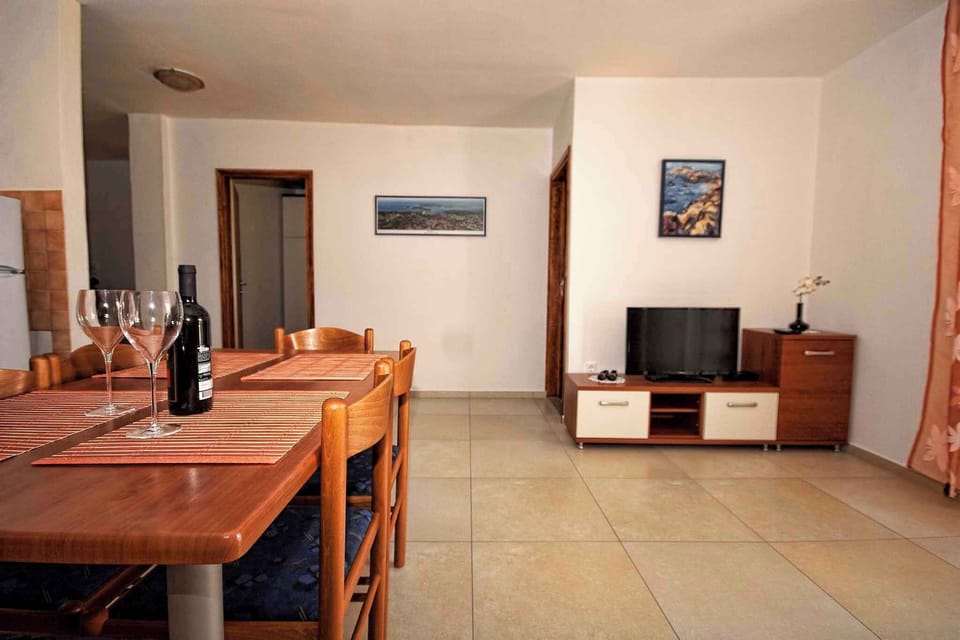 living/bedroom