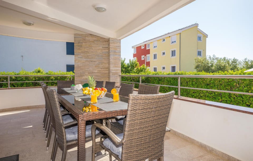 balcony-terrace
