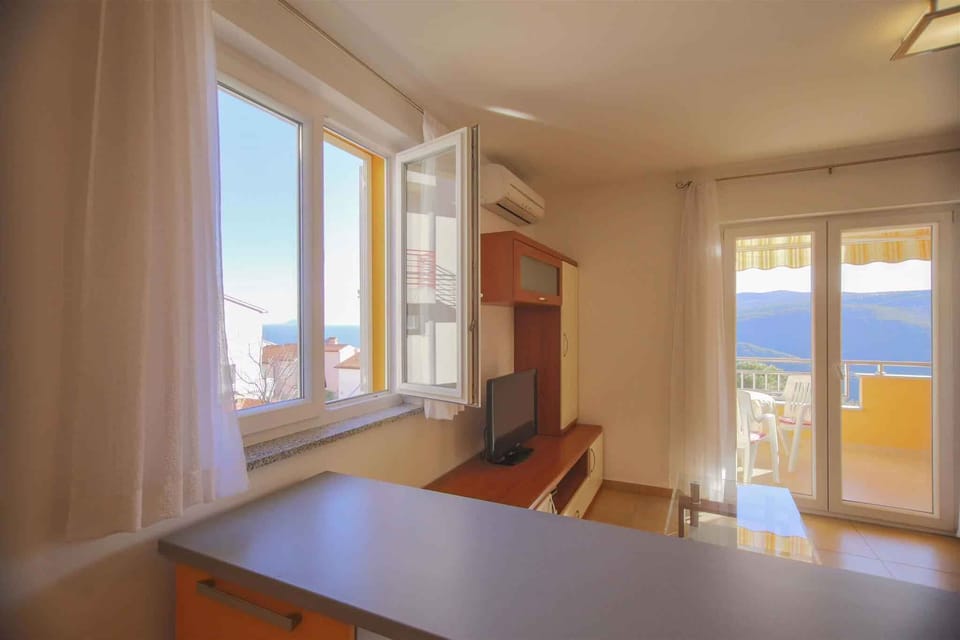 living/bedroom