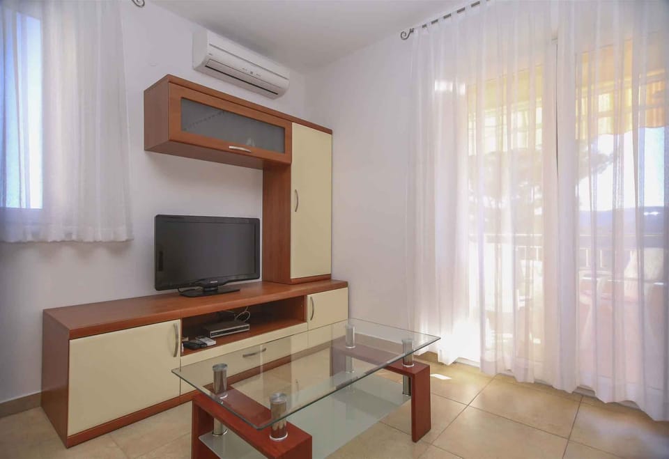 living/bedroom