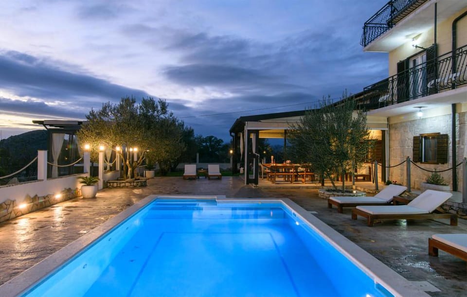 pool