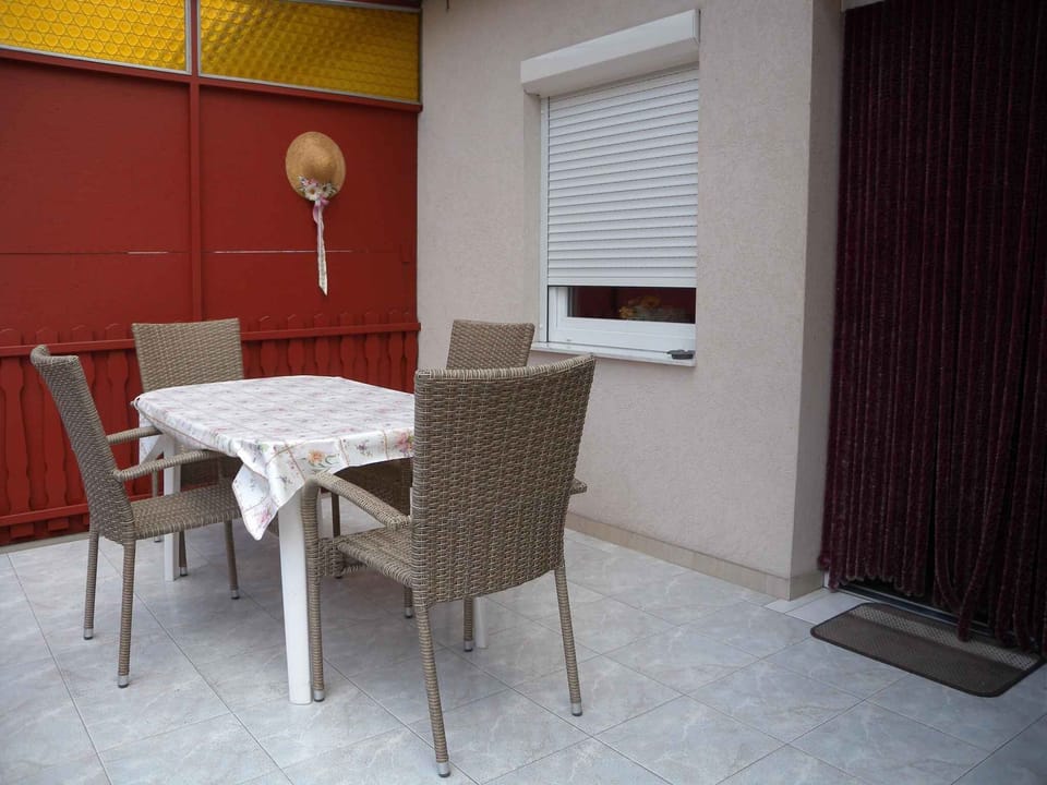 terrace