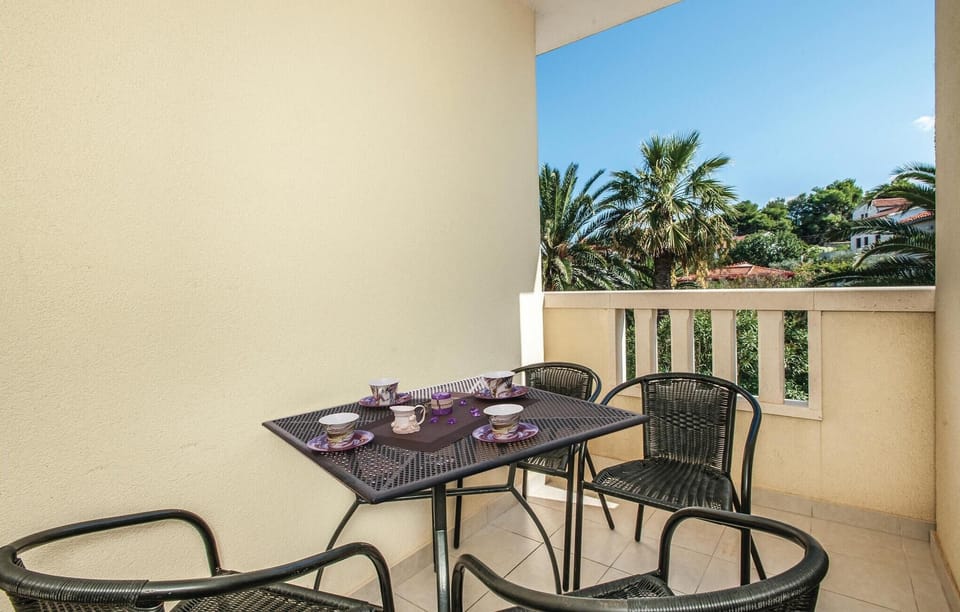 balcony-terrace