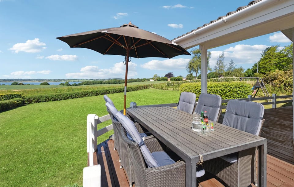 balcony-terrace