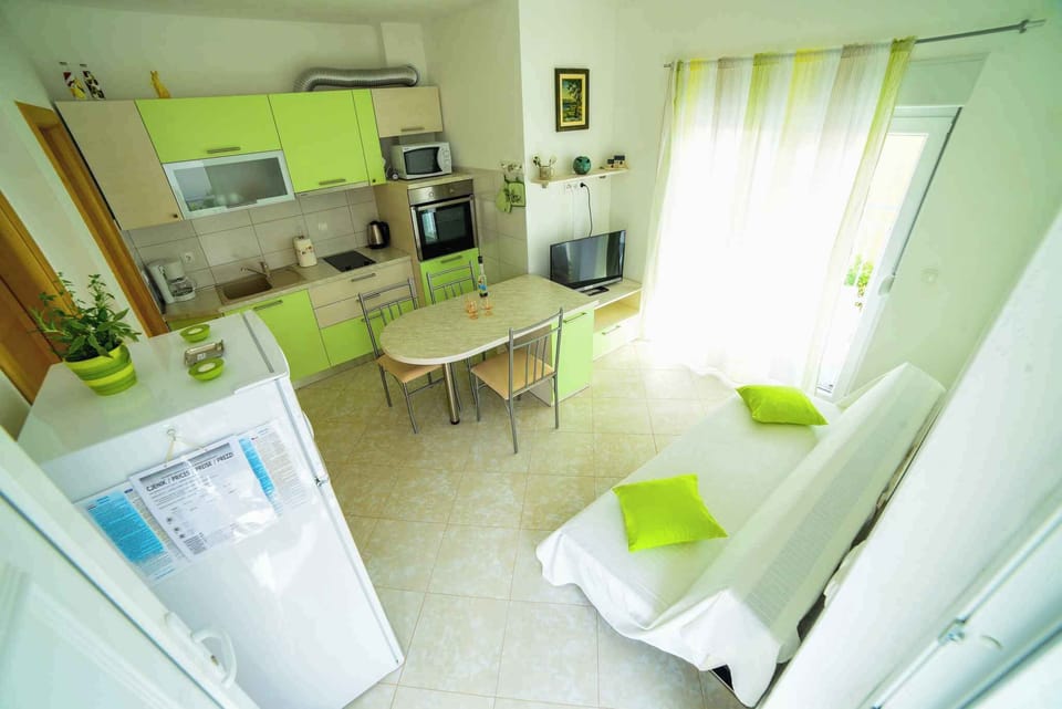 living/bedroom