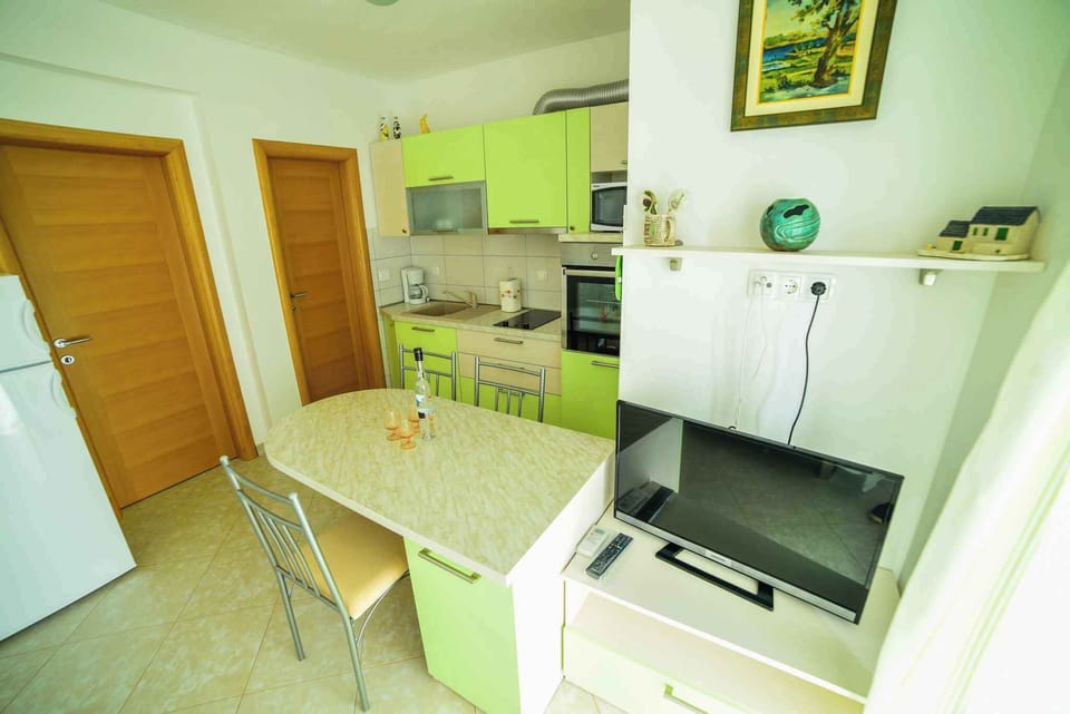 living/bedroom