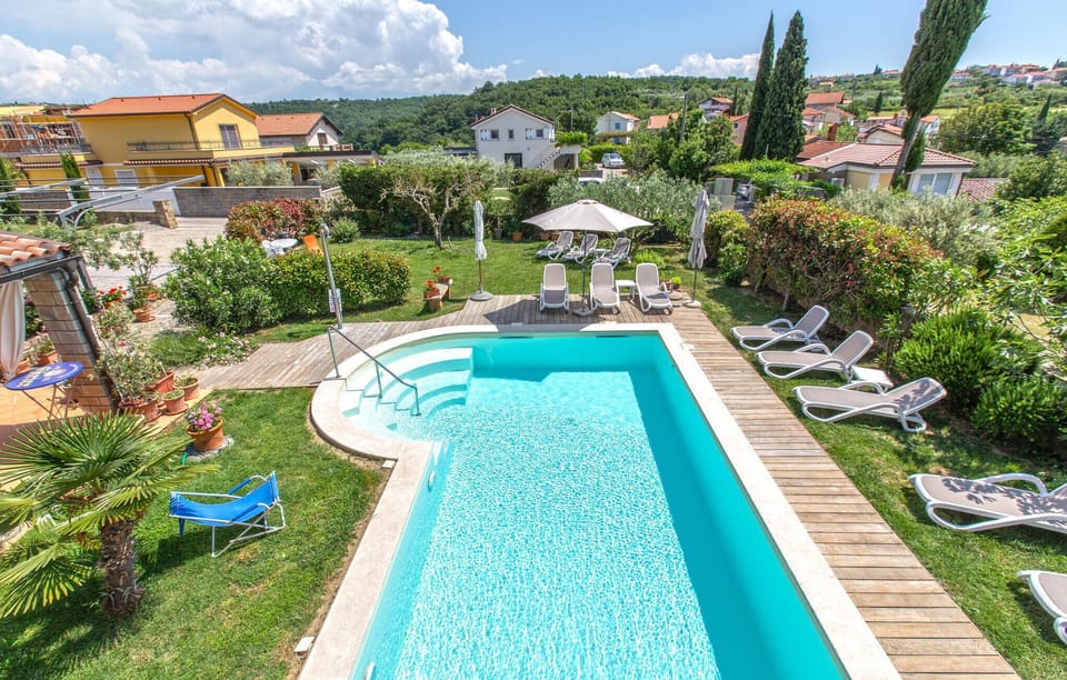 pool