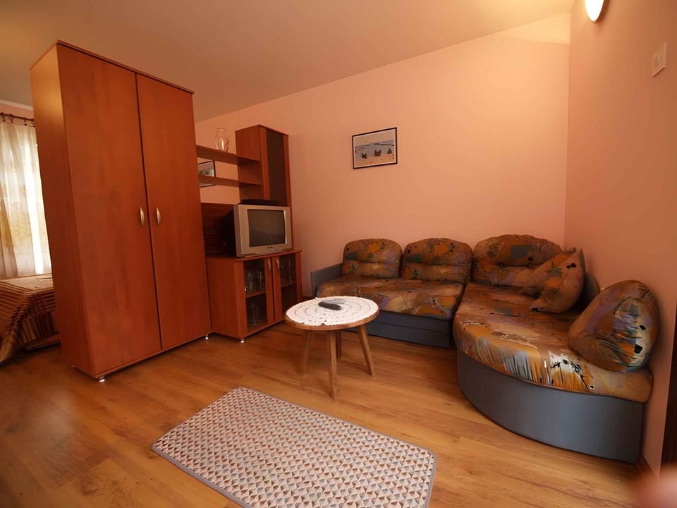 kitchen in the livingroom