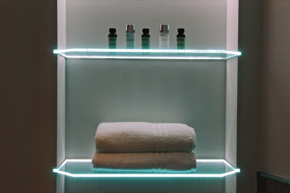 Bathroom amenities