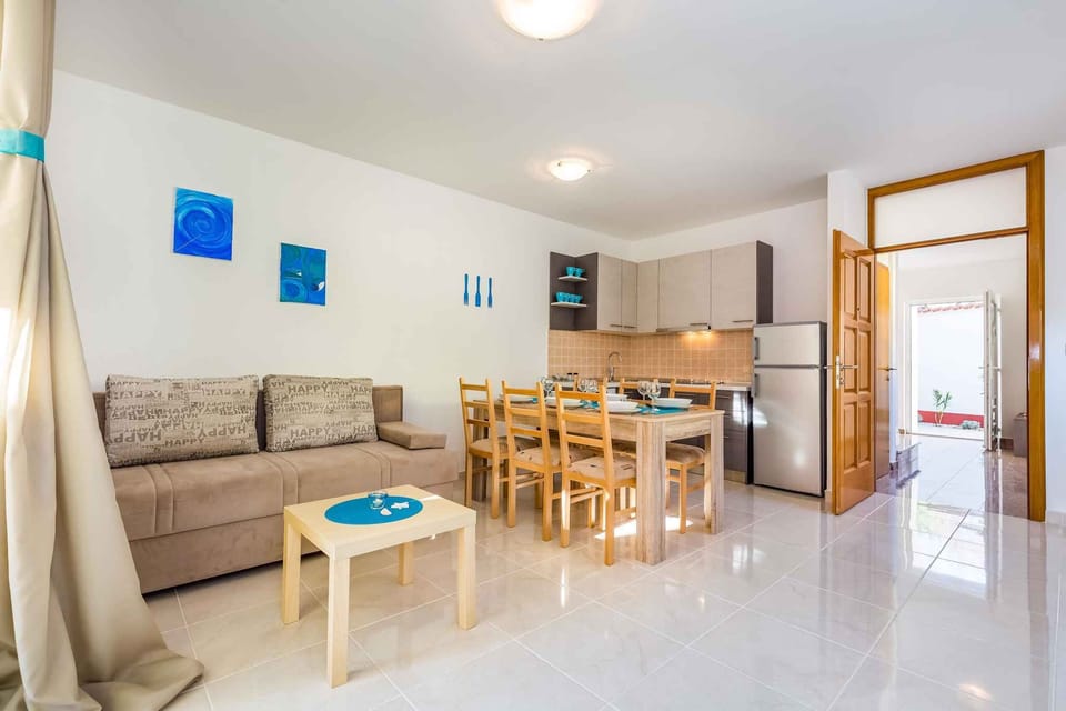 living/bedroom