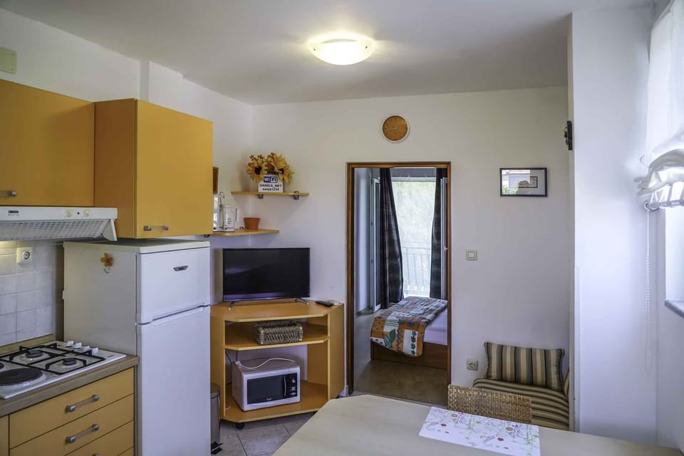 living/bedroom