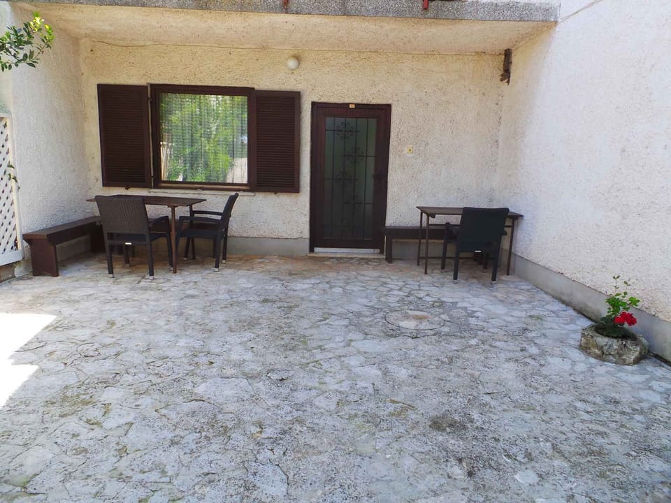 terrace