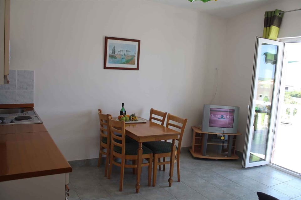 living/bedroom