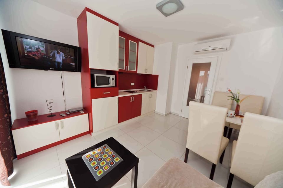 living/bedroom