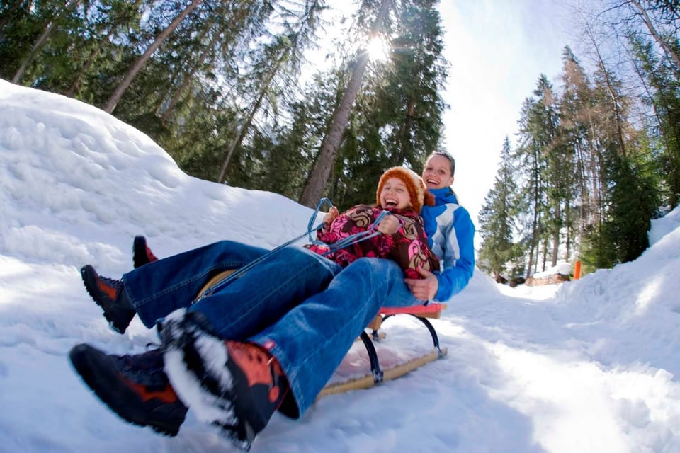 Snow and ski sports