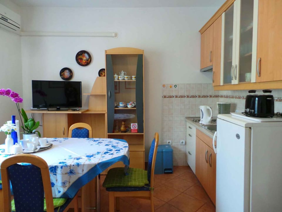 kitchen in the livingroom