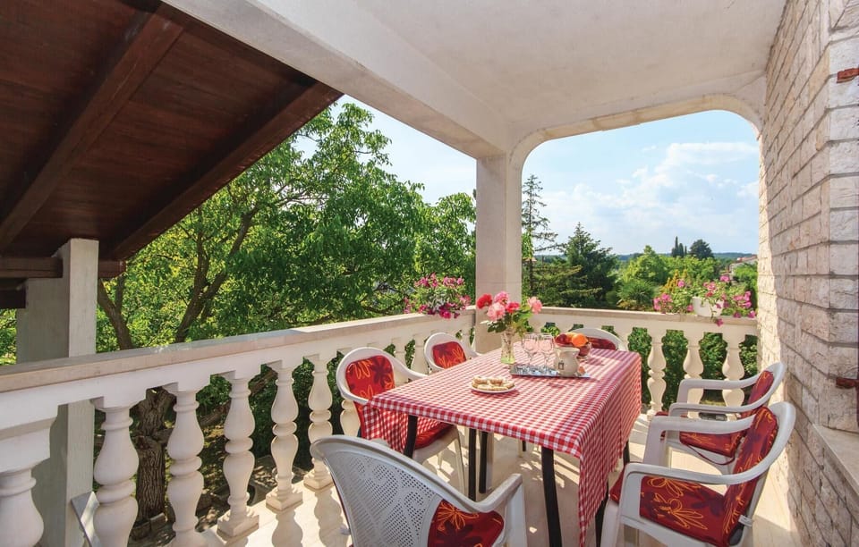 balcony-terrace