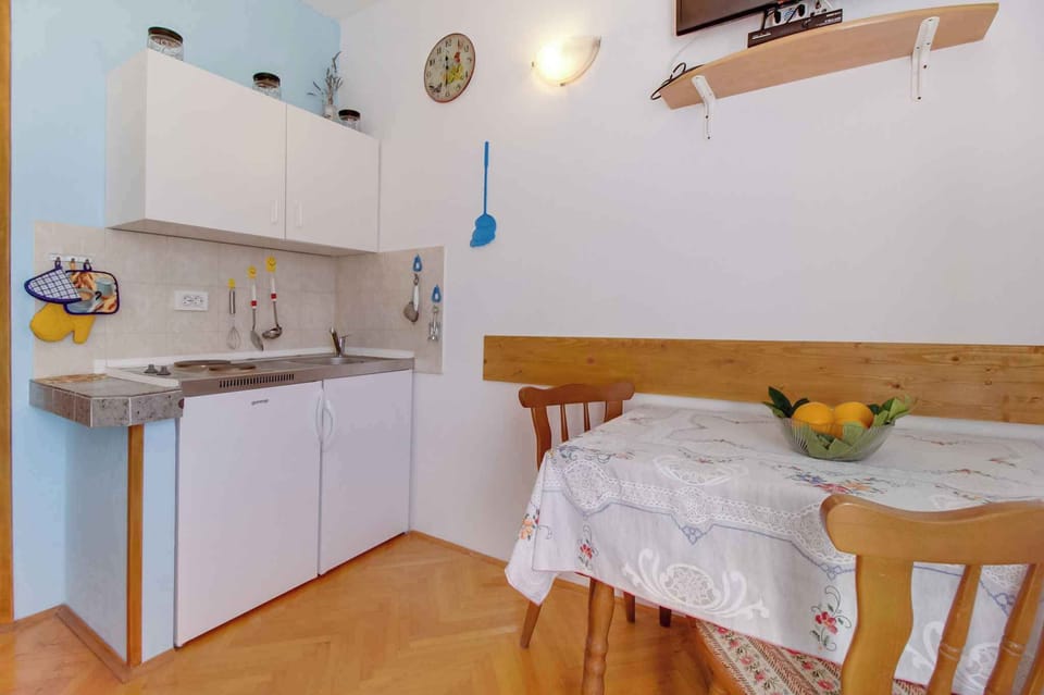 living/bedroom