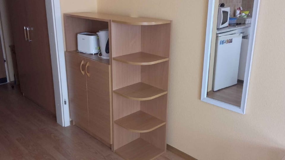 living/bedroom