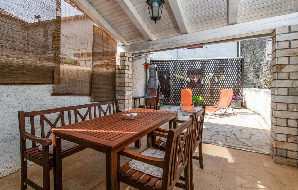 balcony-terrace