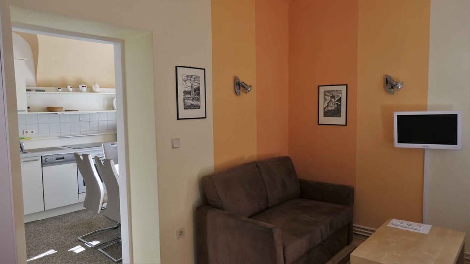 living/bedroom