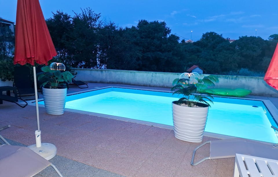 pool