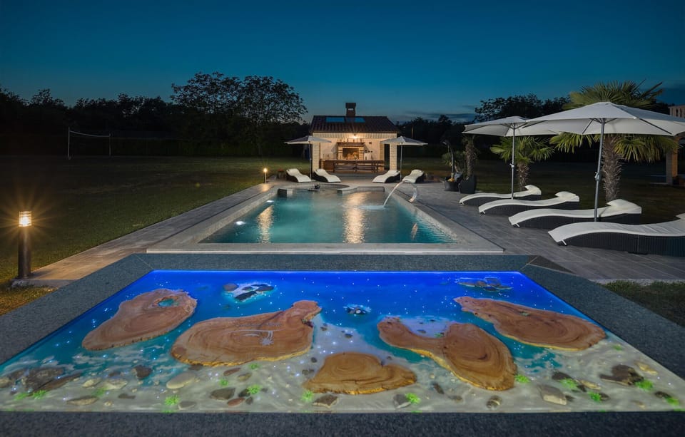 pool