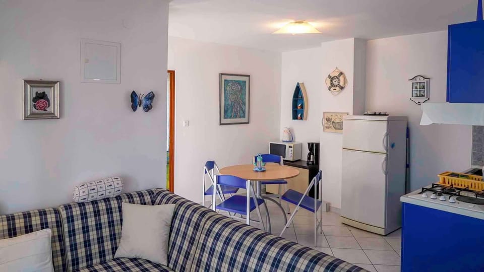 living/bedroom