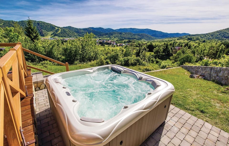 hot-tub
