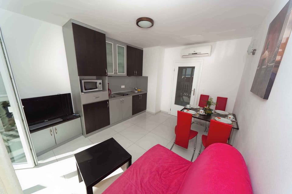 living/bedroom