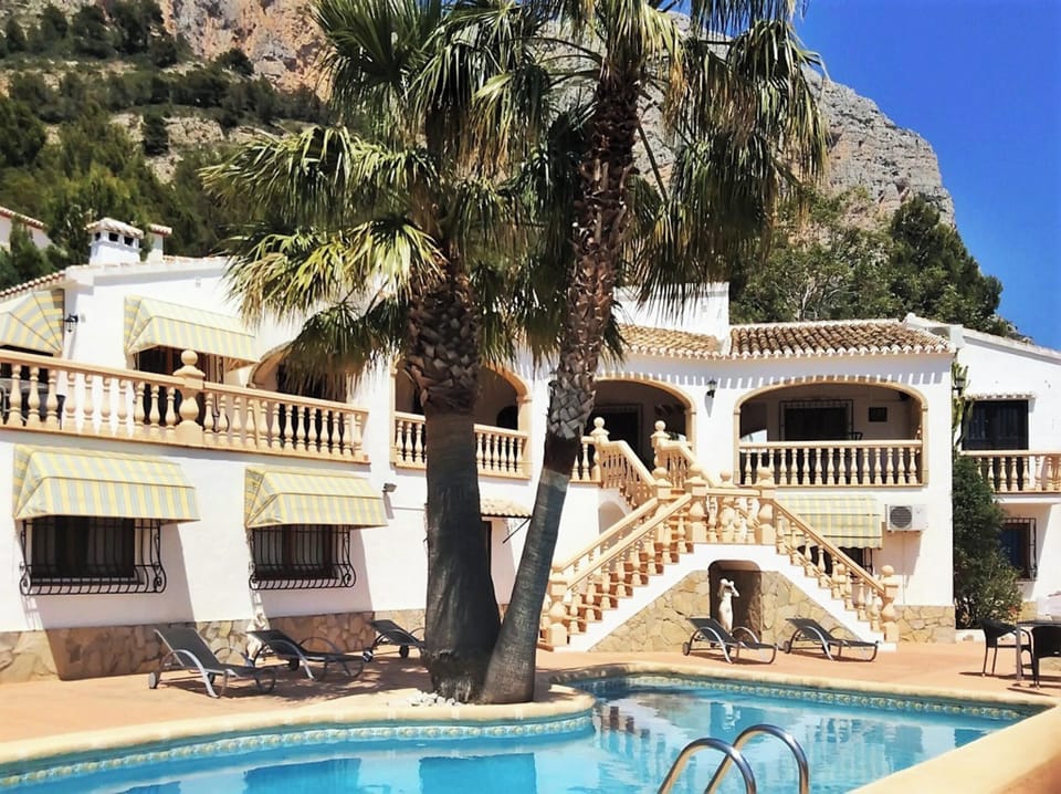 Swimming pool view