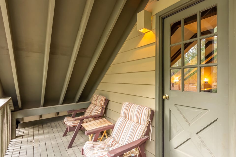 Front Deck off of Double Queen Bedroom