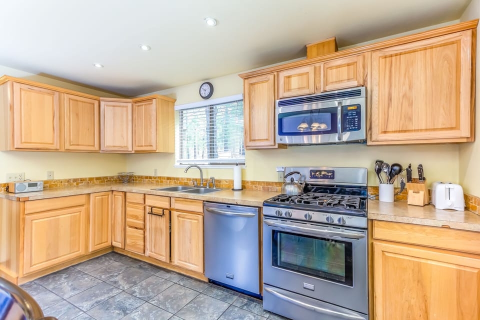 Kitchen - Main Level