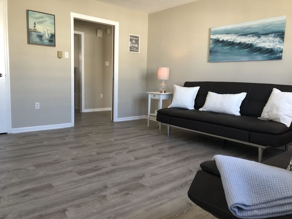 living room looking at hall