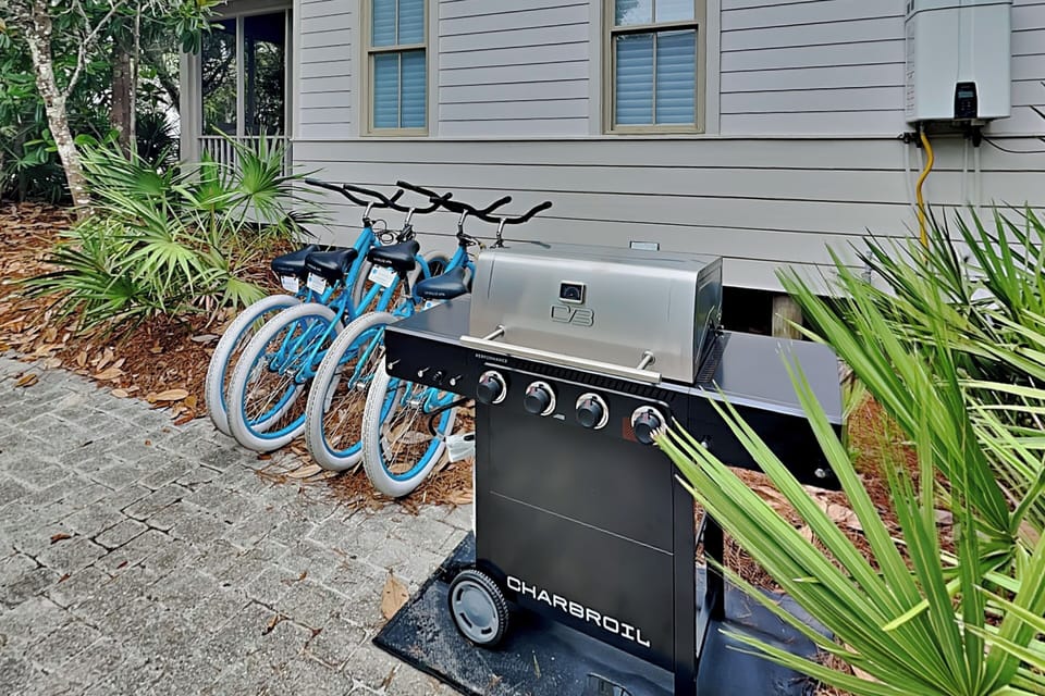 Four Adult Bicycles (Included) - Outdoor Shower - Gas Grill