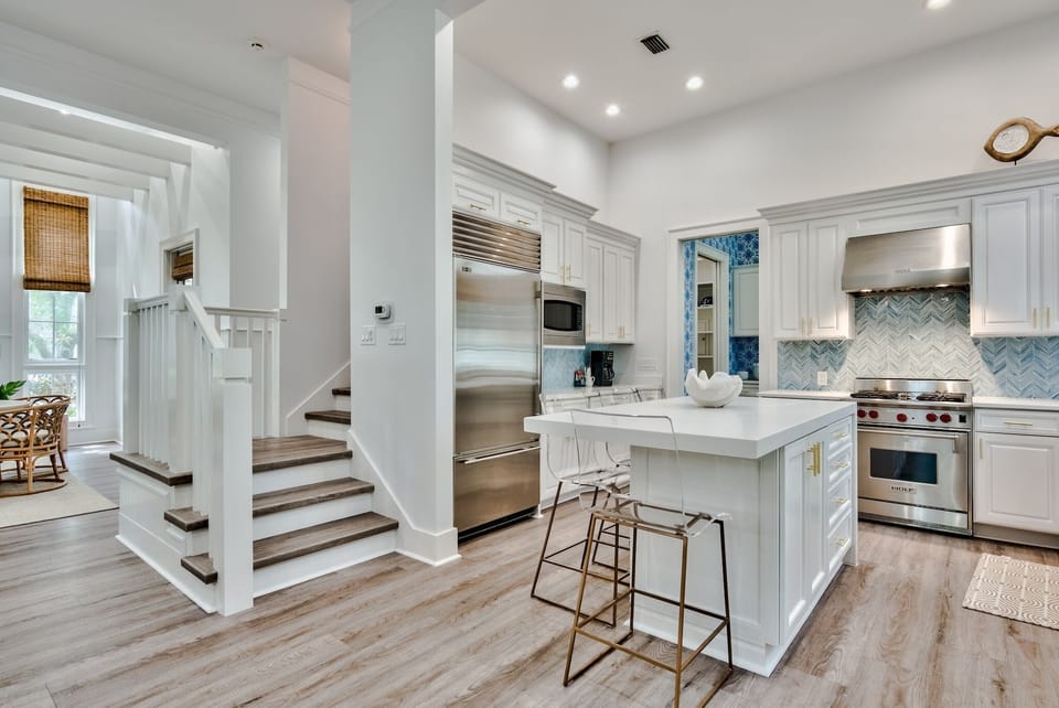 First Floor: Kitchen