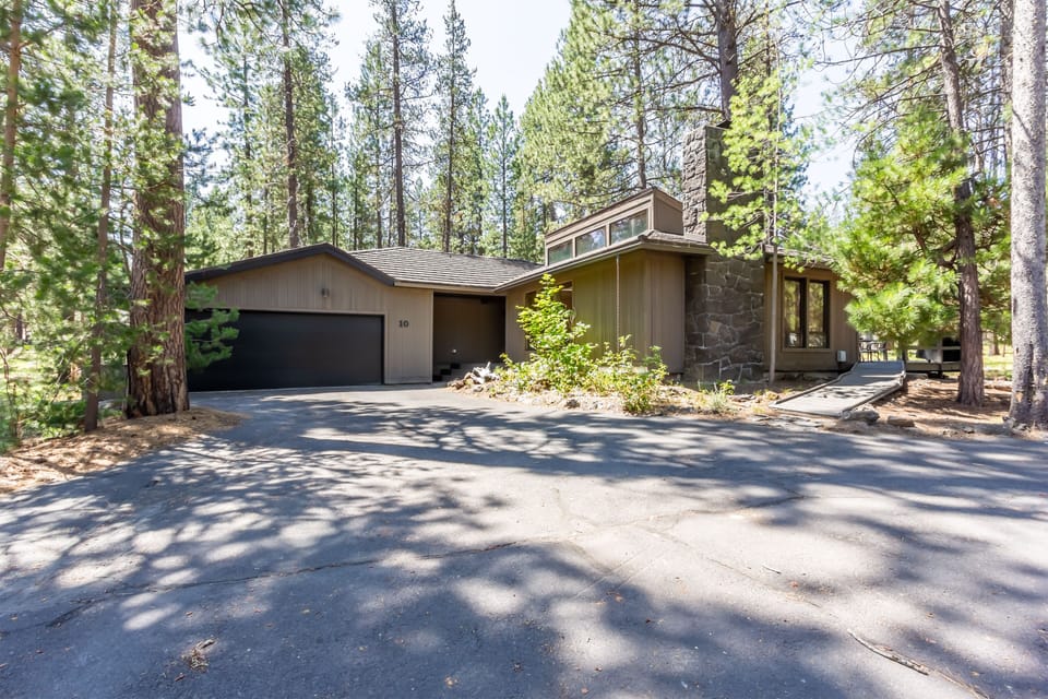 10 East Butte Lane