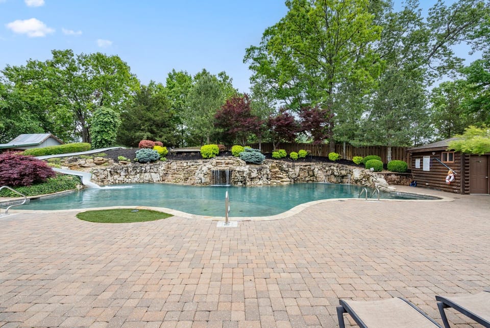 Perfect place to relax at the pool