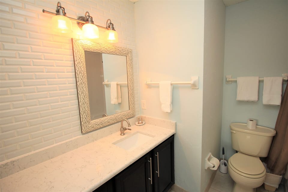 Spacious vanity in master bathroom