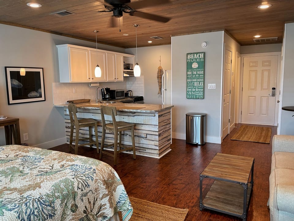 Open Design Clean & Neat