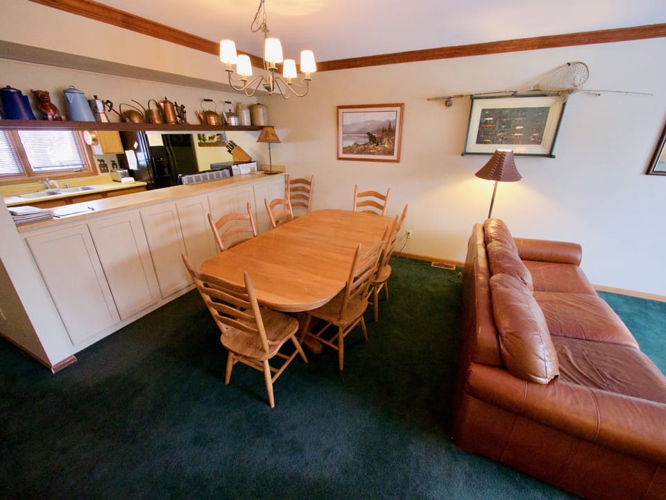 Dining Area - Spacious dining room area with fully equipped kitchen.