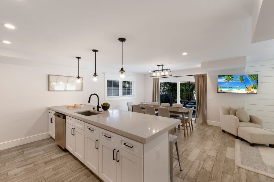 Island House by Siesta Key Luxury Rental