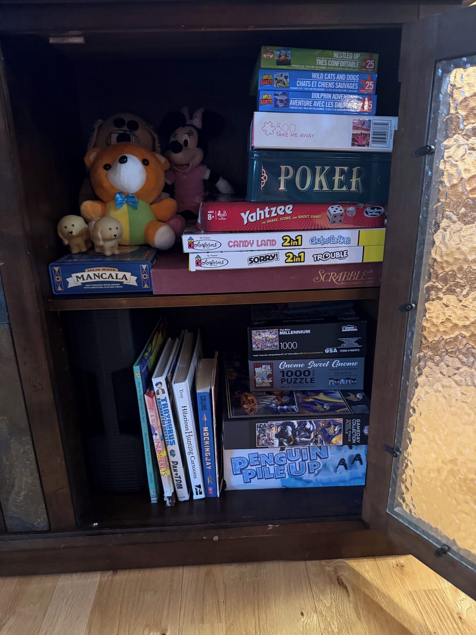 Games, puzzles, toys & children’s books