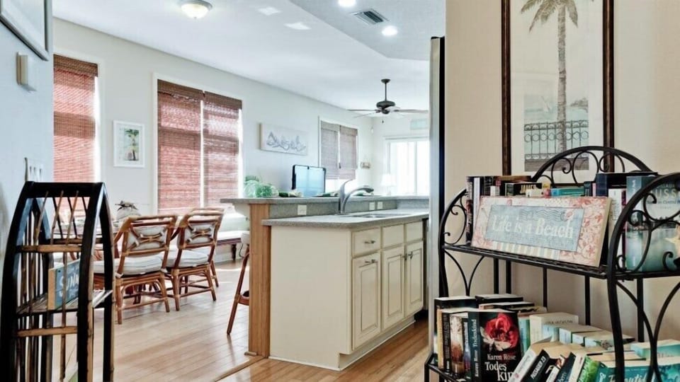 Kitchen/Dining Area from Hall