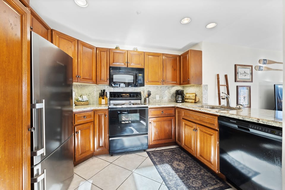 H1869 - Kitchen
