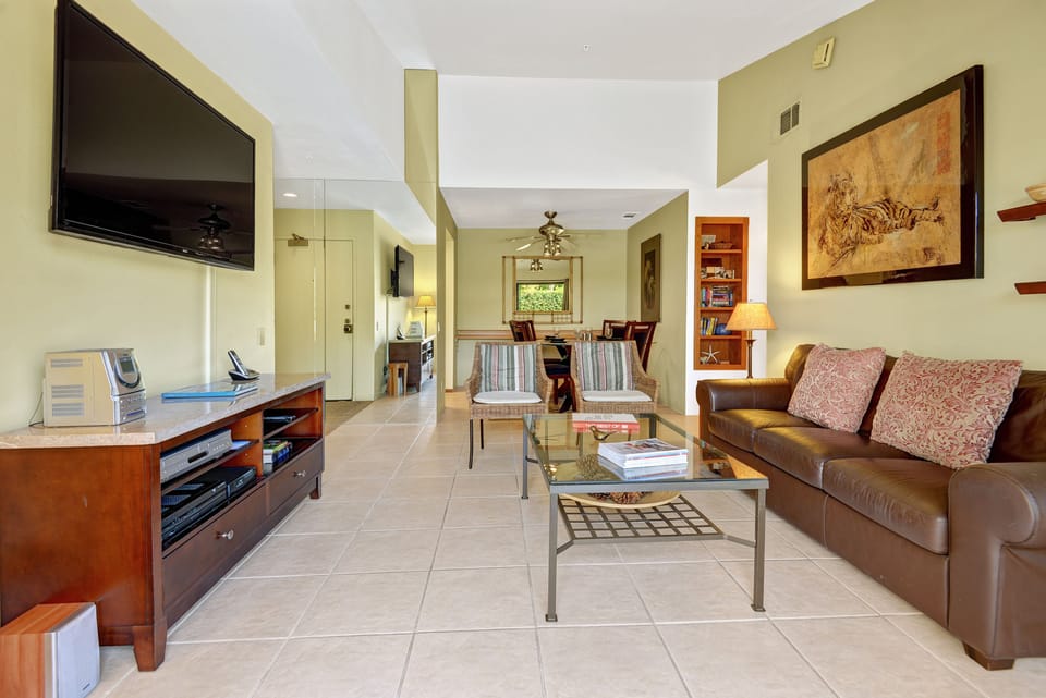 K0322 - LIVING ROOM FROM SLIDER - Oranj Palm
