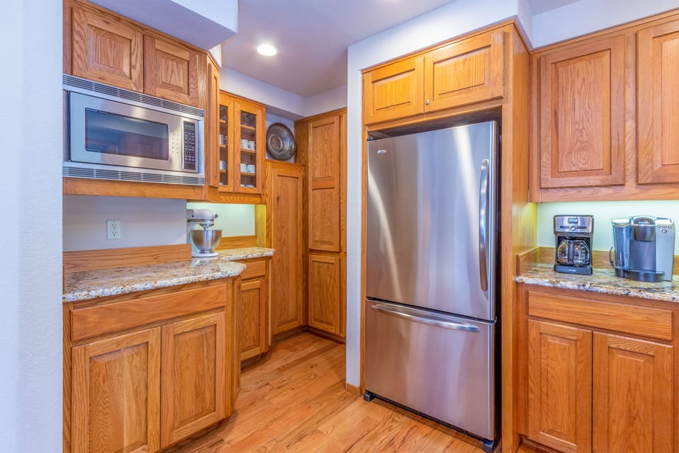 Kitchen - Main Level